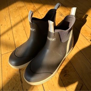 NWT xtratuff wheelhouse ankle deck rain boots brown size 12